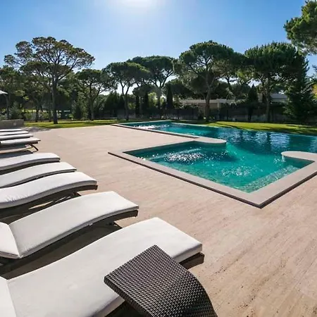 Sleeps 10 Pool Air Con Wifi Benfarras