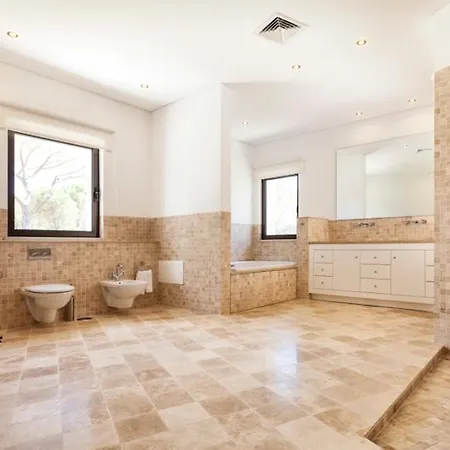 Sleeps 10 Pool Air Con Wifi Benfarras