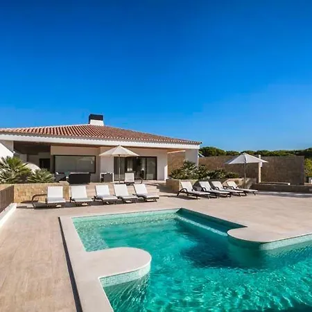 Sleeps 10 Pool Air Con Wifi * Benfarras